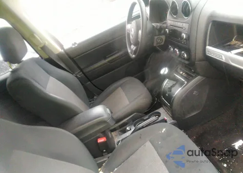 2014 Jeep Compass Sport z USA, uszkodzony, nr VIN 1C4NJCBA0ED585334